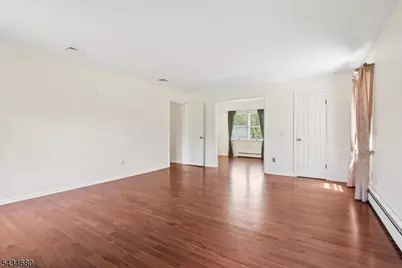5 Glen Ridge Dr, Washington Township, NJ 07853 - Photo 20