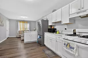 121 N Main St, Paterson, NJ 07522 - Photo 30