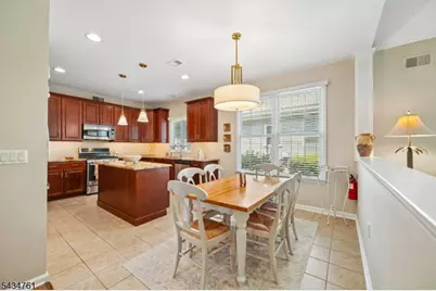 38 Constitution Way, Franklin Township, NJ 08873 - Photo 16