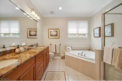 38 Constitution Way, Franklin Township, NJ 08873 - Photo 34