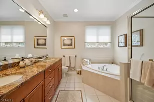 38 Constitution Way, Franklin Township, NJ 08873 - Photo 34