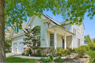 38 Constitution Way, Franklin Township, NJ 08873 - Photo 2