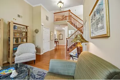 38 Constitution Way, Franklin Township, NJ 08873 - Photo 8