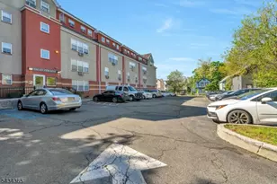 491 Valley St, Orange, NJ 07050 - Photo 32