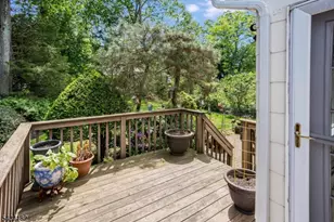 26 Crest View Hill Rd, Livingston Twp., NJ 07039 - Photo 26