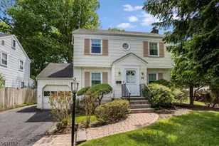26 Crest View Hill Rd, Livingston Twp., NJ 07039 - Photo 1