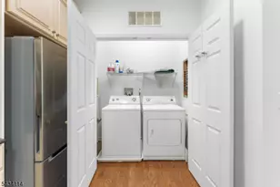 636 Sophee Ln, Lakewood Twp., NJ 08701 - Photo 20