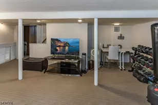 1 Sheridan Rd, Livingston, NJ 07039 - Photo 20