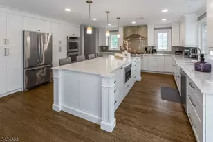 1 Sheridan Rd, Livingston, NJ 07039 - Photo 6