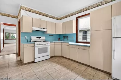 319 Paterson Ave, East Rutherford, NJ 07073 - Photo 10