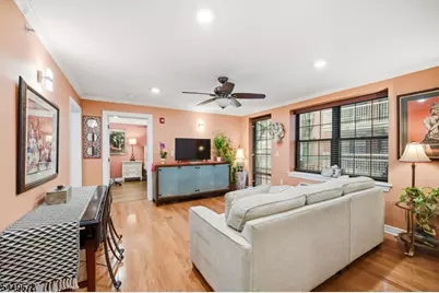 7 Prospect St, Morristown, NJ 07960 - Photo 6