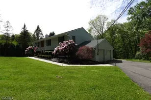 285 Axford Ave, Oxford Township, NJ 07863 - Photo 2