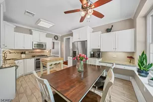 44 Nestling Wood Dr, Washington Township, NJ 07853 - Photo 18