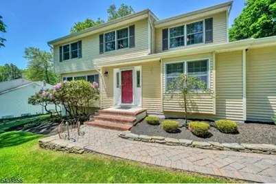 44 Nestlingwood Drive, Washington Township, NJ 07853 - Photo 2
