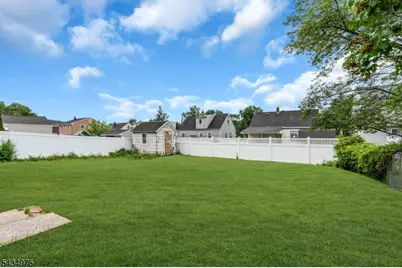 15 Winston Dr, Woodbridge Township, NJ 07095 - Photo 26