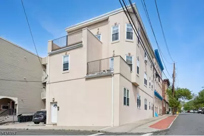 1 Grant St, Montclair, NJ 07042 - Photo 2