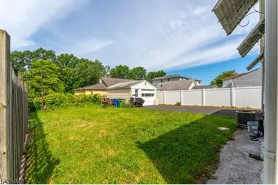 210 Buchanan St, Linden, NJ 07036 - Photo 20