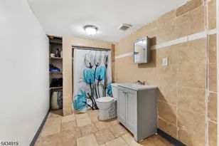 210 Buchanan St, Linden, NJ 07036 - Photo 16
