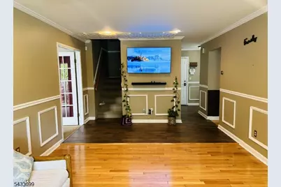 2 Russell Ct, Montville Township, NJ 07045 - Photo 2