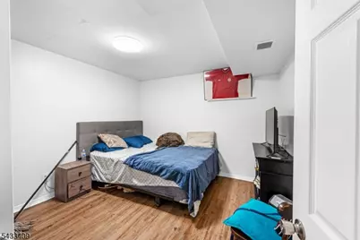 160 Brook Dr, Dover, NJ 07801 - Photo 10
