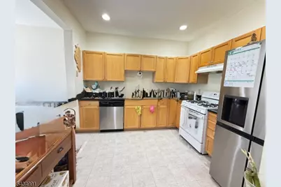 154 Springhill Dr, Parsippany, NJ 07950 - Photo 6