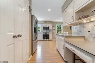 14 Lexington Rd, Clinton Township, NJ 08801 - Photo 10