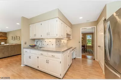 14 Lexington Rd, Clinton Township, NJ 08801 - Photo 12