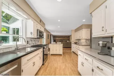 14 Lexington Rd, Clinton Township, NJ 08801 - Photo 14