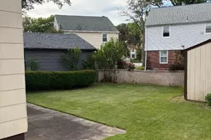 12 Ferncliff Rd, Bloomfield, NJ 07003 - Photo 4