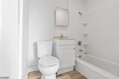 120 S Broadway, Old Bridge Township, NJ 08879 - Photo 18