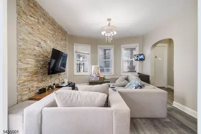 29 W 12th St, Linden, NJ 07036 - Photo 4