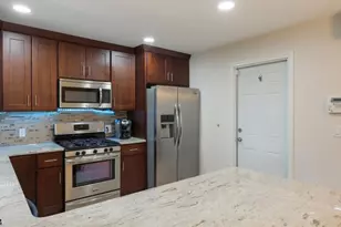 405 Martin Rd, Union Township, NJ 07083 - Photo 14