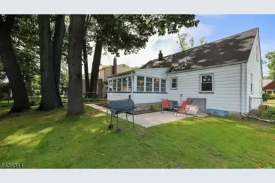 405 Martin Rd, Union Township, NJ 07083 - Photo 34