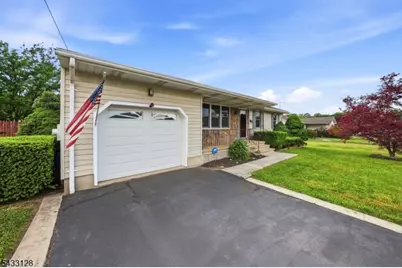 5 N 13th Ave, Manville, NJ 08835 - Photo 2