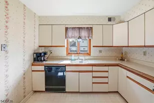 5 N 13th Ave, Manville, NJ 08835 - Photo 6