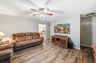 5 N 13th Ave, Manville, NJ 08835 - Photo 10