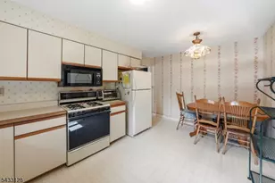 5 N 13th Ave, Manville, NJ 08835 - Photo 4