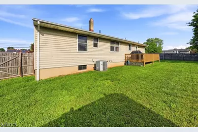5 N 13th Ave, Manville, NJ 08835 - Photo 32