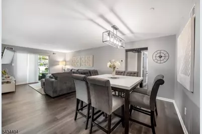 74 Crestview Ln, Mount Arlington, NJ 07856 - Photo 2