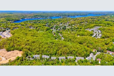 74 Crestview Ln, Mount Arlington, NJ 07856 - Photo 22