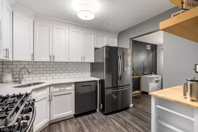 74 Crestview Ln, Mount Arlington, NJ 07856 - Photo 8