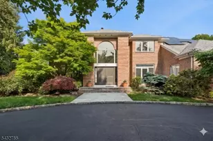 23 Hadrian Dr, Livingston, NJ 07039 - Photo 2
