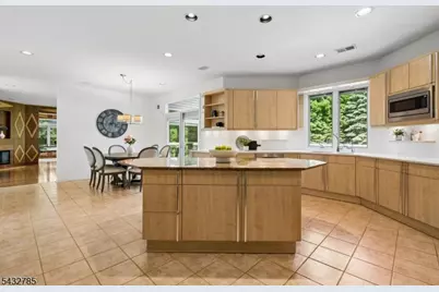 23 Hadrian Dr, Livingston, NJ 07039 - Photo 10