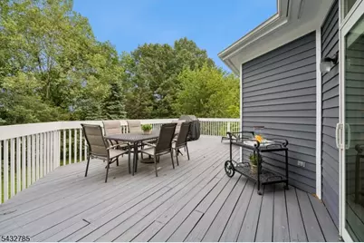23 Hadrian Dr, Livingston, NJ 07039 - Photo 38