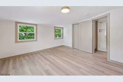 15 Elberta Rd, Maplewood, NJ 07040 - Photo 26