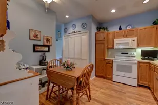 2312 Richmond Rd, West Milford, NJ 07480 - Photo 10