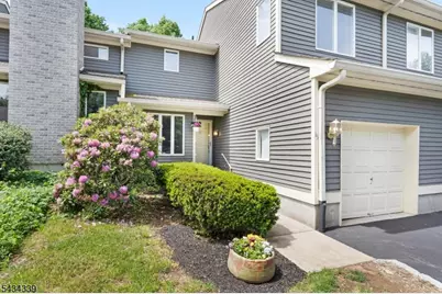 15 Saint Andrews Ln, Clinton Township, NJ 08801 - Photo 1
