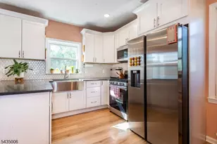 50 Jefferson Ave, Hasbrouck Heights, NJ 07604 - Photo 6