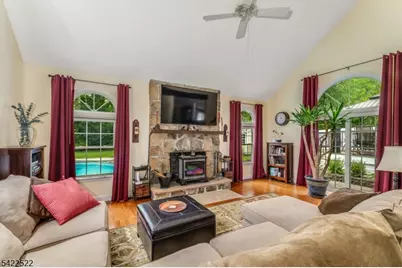 9 Westminster Dr, Clinton Township, NJ 08801 - Photo 8