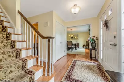 9 Westminster Dr, Clinton Township, NJ 08801 - Photo 4